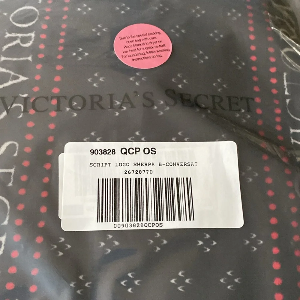 New In Package Victoria Secret Signature Throw Blanket - Picture 4 of 5